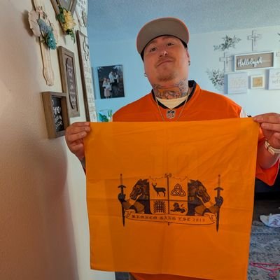 clinger80111's profile picture. DB4L BO-LIEVE BGOE 🧡🤍💙🐎💨🫡 #10 = 🐐💯🏈