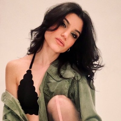 MsJToscano's profile picture. Journalist | ABS-certified sexologist
CEO #IntrigueMag 
My opinions are my own. ;)
Contact me: 💌JToscano@intriguemag.com