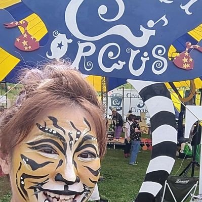 I am 山姥伝説のヒト。
フジロック筍亭のナオユキ様とトミー富岡さまのファン。
私もオモロイ人間になりたい北海道の猟師