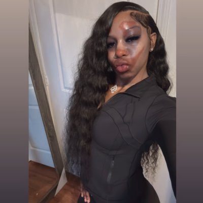 lifeasber's profile picture. real b*tch til my heart stop