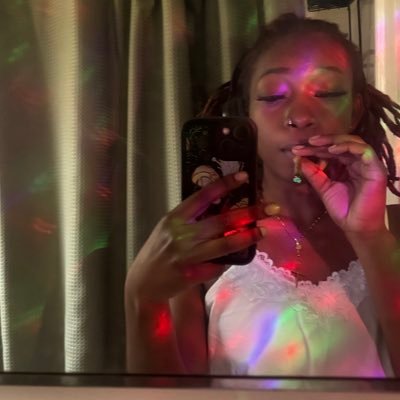 baddiesyapp's profile picture. 