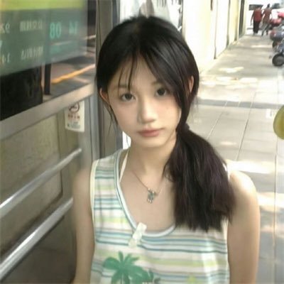 1nLOq8wm2dXIL's profile picture. 