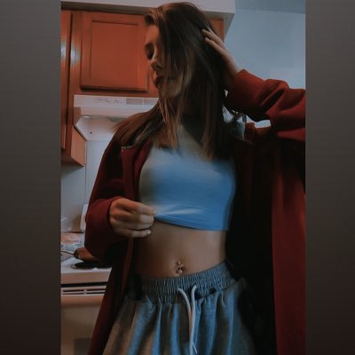 5’2 of attitude 😈 Tiny, mouthy, & always in trouble 💋 Think you can handle this brat? Prove it. 🔗 https://t.co/4OO5wWfNwt