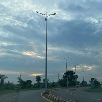 @kemuofficial ‘23 | Beaconite | consider my tweets a joke while I post my traumatic life events
