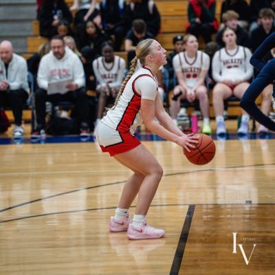 5’6 Point Guard | Class of 2027 | Rochester John Marshall | North Tartan SE 16u | email: brynnsclarey@icloud.com | 507-272-5472