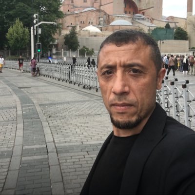 (ناشط سياسي) وَأَن لَّيْسَ لِلإِنسَانِ إِلاَّ مَا سَعَى * وَأَنَّ سَعْيَهُ سَوْفَ يُرَى * ثُمَّ يُجْزَاهُ الْجَزَاء الأَوْفَى