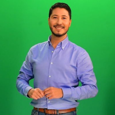 Productor Periodístico en VTV Noticias Ed. Central. Conductor de Todo Uruguay. Locutor en Oriental. Docente en Ipep. OPINIONES PERSONALES