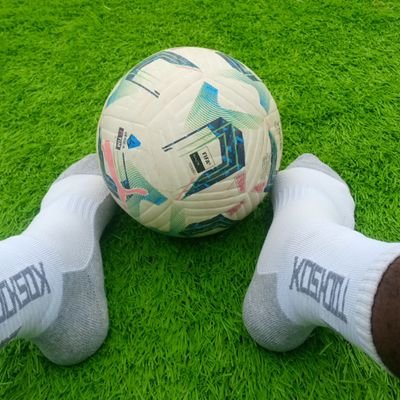 Certified chemist
A rising footballer player .
A small boi loved by God 🙏
