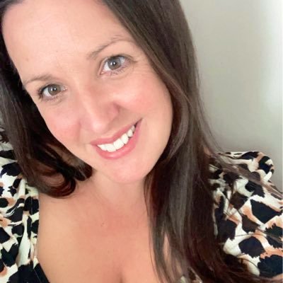 EmsBeHappy's profile picture. Be someone's reason to smile today ❤️❤️