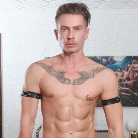 Creative Master Expert
https://t.co/U1mT4W72U6
For collab📩
For BDSM session📩
Support 💶 https://t.co/UdXdS0MKAn