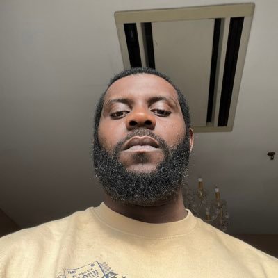 layiweysabi's profile picture. chelsea(world champions)