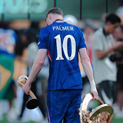 Mizi_c4's profile picture. I am not within the system 👾 || New to web3 🙂 || Mandem FC for life 💙