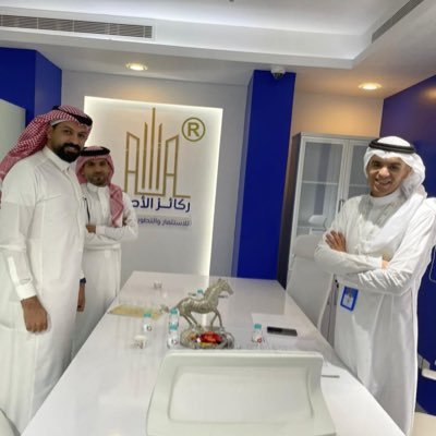 مثمن وخبير عقاري،رجل أعمال تاجر المهنة ، مدير عام ورئيس مجلس إدارة شركات @RkaizCo ومؤسس عدة شركات ومشاريع عقارية وتجارية وصناعية ولوجستية وتقنية -السعودية🇸🇦❤️