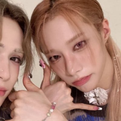 •~ᴍᴜʟᴛɪsᴛᴀɴ~•
°ᴍʏ ᴋᴘᴏᴘ ᴄᴏɴᴄᴇʀᴛ ᴇʀᴀ🤟🏻°
^ʏᴏᴜ ɢᴏᴛ ᴛʜᴇ ʙᴇsᴛ ᴏғ ᴍᴇ 🩷^
(~fan account~)