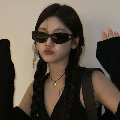 Amante fiel de Kakegurui e manhuas GL's. Multifandom/multistan e apreciadora de kpop demon hunters. Kirasaya nation where are YOU?