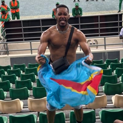 Jo_King76's profile picture. Puits de science footballistique, spécialisé en tout. Surtout l’équipe nationale 🇨🇩🐆