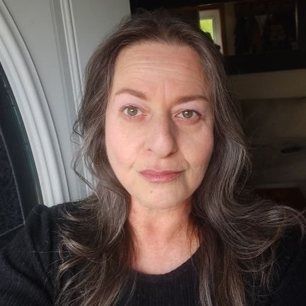 Refugee/Immigrant from the USSR -Social Worker - Using Twitter to survive the attack on Zionism & connect with all the beautiful Jewish voices around the world.