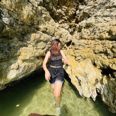 please bear with me 🍃| ♏ | https://t.co/J8G9naNHZh