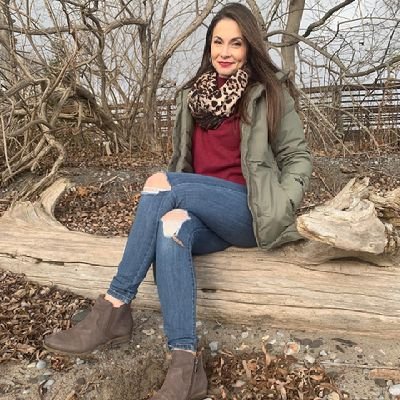 flower_jane11's profile picture. BE THE BEST VERSION OF YOURSELF.