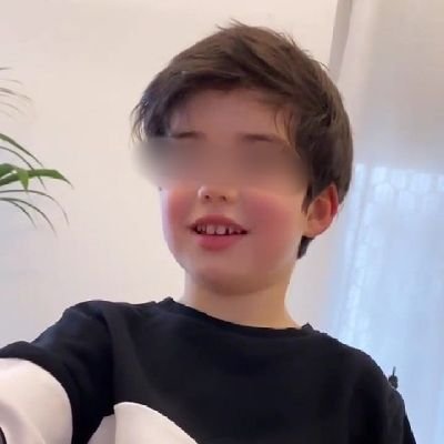 Dr.Hɒmoυbi⚡AL- Profile