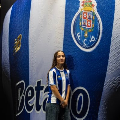 Jogadora do @FCPorto e @selecaoportugal | @adidas