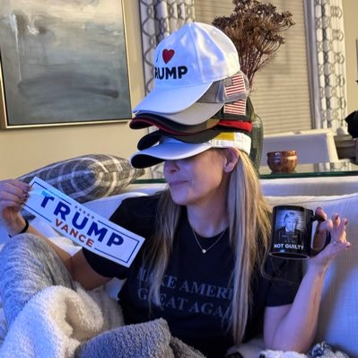 Karen48Tucker's profile picture. Conservative Christian, Am an American 🇺🇸 who loves Canada 🇨🇦 as well! Am all about Quantum Financial System (OUT HERE FOR THE BETTERMENT OF THE WORLD🌍)