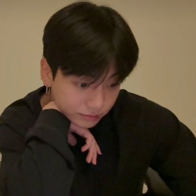 iampurplegirl97's profile picture. - 𝐁𝐓𝐒 - 🅟🅐🅟🅔🅡 🅡🅔🅧