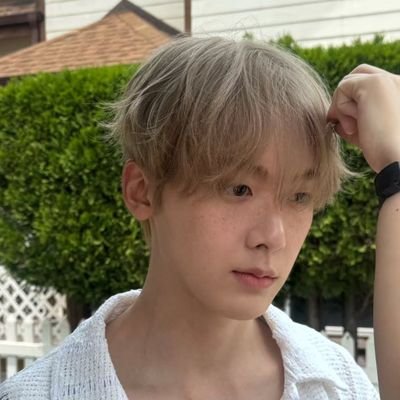 funny bunn
아스트로! ยุนตานา °💖🎀
ddana nomunomu q ! ⸜︎🐣⸝ . *ෆ╹ .̮ ╹ෆ (*ੈ✩‧₊˚🤏)