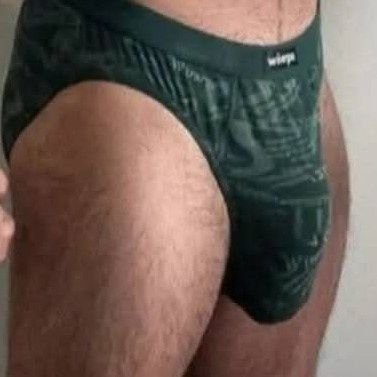 porterman72001's profile picture. you like what you see come to my place I'll show you a real good time