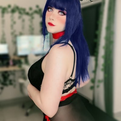 18 y/o 🌿Hylian ♒️ Cosplayer 👘 Pan🏳️🌈 Tribal BellyDancer🐪 Alternative Fashion
