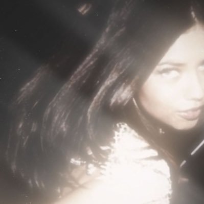 Lveanshie's profile picture. L E V I🕷️Main ADcarry and Jungler | IGL and Smoker Valorant 🌶️ | my safe place @Mia_BerryWR 👯‍♀️🖤