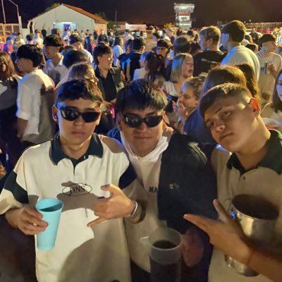 salias_07's profile picture. 💙💛💙
ig:lautii_saliass