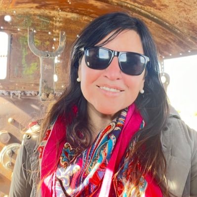 Tr. Social. Uso TW para ver dónde tembló 🇨 ✨Las armaduras a veces no se utilizan para pelear, si no para proteger lo poco que queda mientras te reconstruyes ✨