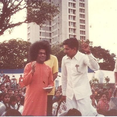 Physicist by profession, Sanatani by Birth& Practice, NaMoj supporter, Believe in removing CO2 from atmosphere so work with villagers. Sathya Sai Baba is My GOD