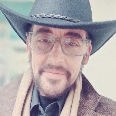 LiReznick's profile picture. Authentically me. Actor. Security Professional. Geek. Human Rights Champion. 

Facebook page: @LiReznickActor