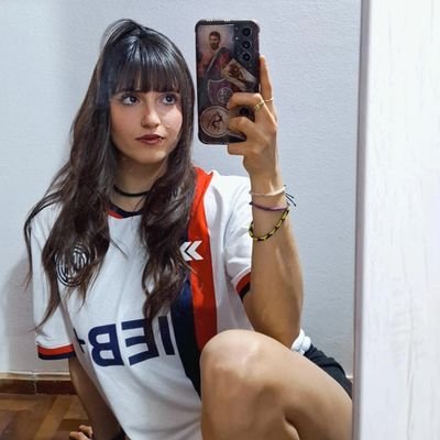 que no tiene explicación, eso es verdad. ~
𝚂𝚊𝚗 𝙻𝚘𝚛𝚎𝚗𝚣𝚘 💙❤️. ⭐⭐⭐
