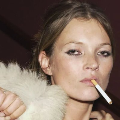 AltFemKG's profile picture. • actress | temporarily embarrassed | devoteé of art