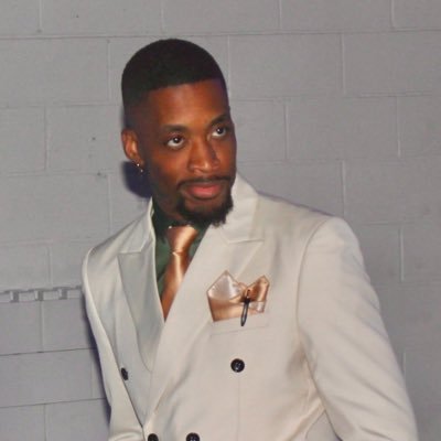 Public Access TV Advocate. Co-founder of Fourth House Creatives. R&B Singer Songwriter Artist. iPhone Photographer/Videographer