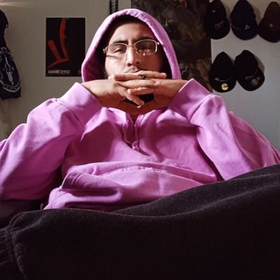 MrBigBoyEddie's profile picture. 100% 🇲🇽
25yr old 🍻
Cancer ♋
Instagram/yo.boy.edd