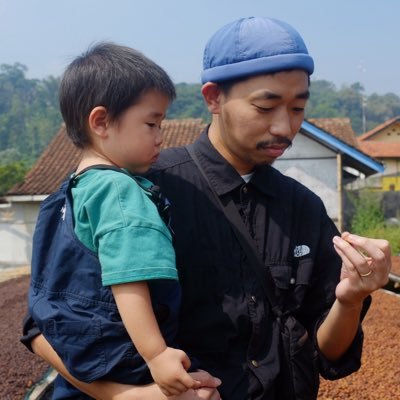 家族3人で旅に出てます。 コミュニティとまちづくりを通して有機的な社会を目指す「みみずいる」主宰。まちを耕す百姓。まちづくり府中事業ディレクター(エア社員)シェアハウス「たまりば!」家主・たまいま理事・東京外語会理事、外語会NEXT会長。人と人が繋がる場を作って遊んでます。日常至上主義。人にやさしく。旅した国は44か国