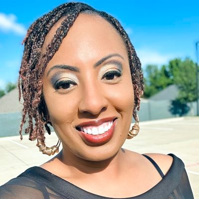 Passionate Storyteller. TEDx Speaker. Creative Director. Content Creator. Writer. Producer. Mentor. Women’s Empowerment Enthusiast. Founder: @minasgirls_
