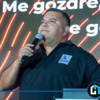 efobarrios's profile picture. creo y confío en el valor a aquel que te da valor ..