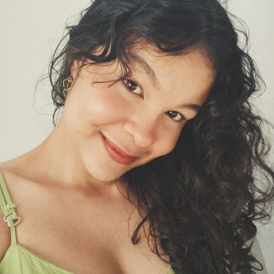 notisbiaa's profile picture. vale tudo no amor e na poesia.