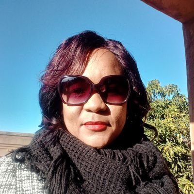 Matured. Spontaneous. Not here for fame. Submarine Twitter😜😜😜. Pro at finances. Super witty 😎😎😎
