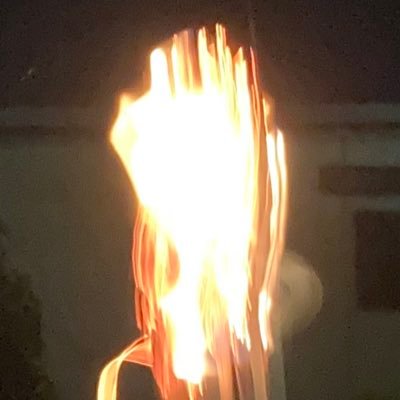 EpHuHcFDP35622's profile picture. 
