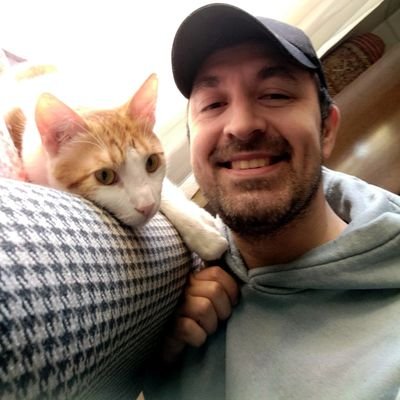Old school gamer 🎮 / Lover of fantastic universes 🗺️🗡️ / Simba's father 😽/ LOREMASTER 📖🔎🗝️ / Detaylı oyun flood'ları 📜