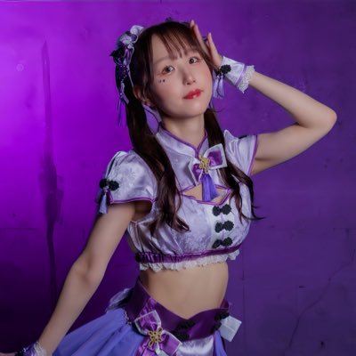 カメラ🌱とたまにコスプレしてます。今年はちょっとコス頻度上げたいなぁ…ビジュ底上げ期間中!!(現在:160cm/45kg)