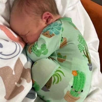 kaka6_kaka's profile picture. Tak ada yg memahamiku sebaik EsTeh..