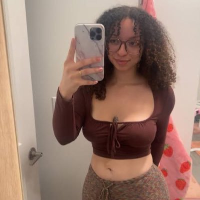 willsc755's profile picture. I’m On here for Fun🤩 and sometimes feeling generous to people out there 🥳🥰, Cos we are sharing All Love ❤️!! GOD BLESS AMERICA 🇺🇸 😊💙💞