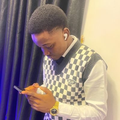 Sap_phire1's profile picture. A graphics designer